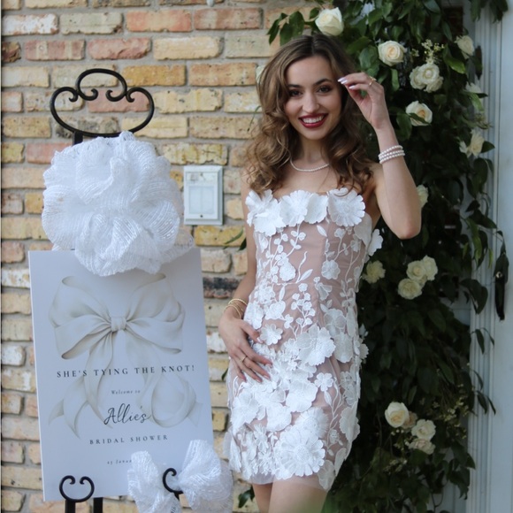 Elegant White Floral Dress - Elliatt Arabella Strapless Mini Dress in White - Picture 4 of 4